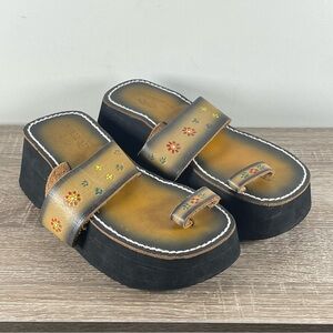 Y2K Nomad Toe-loop Platform Sandals